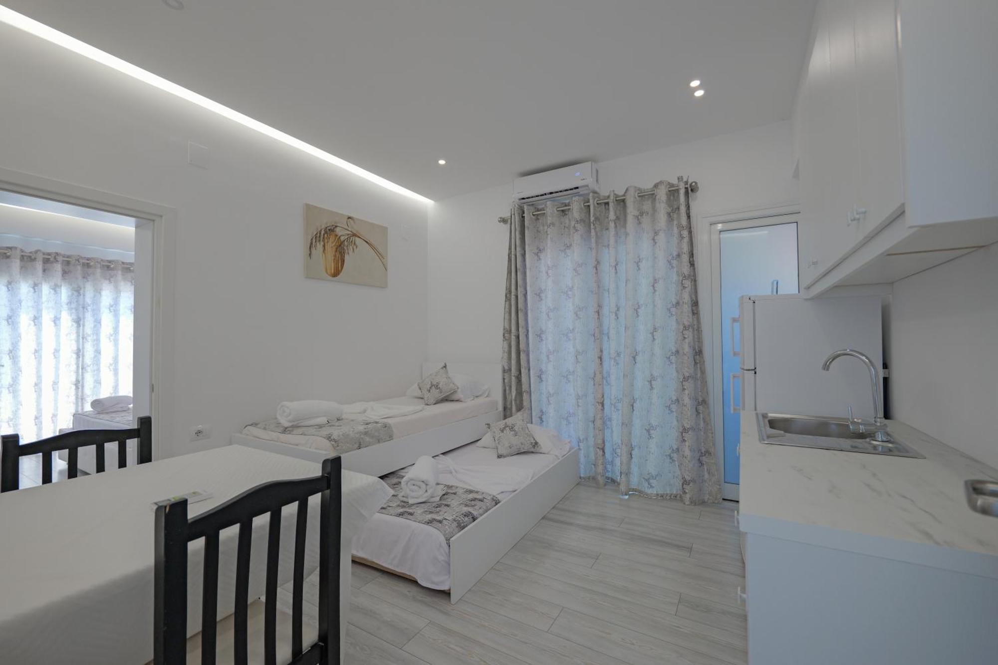 Vila Irdi Ksamil Esterno foto