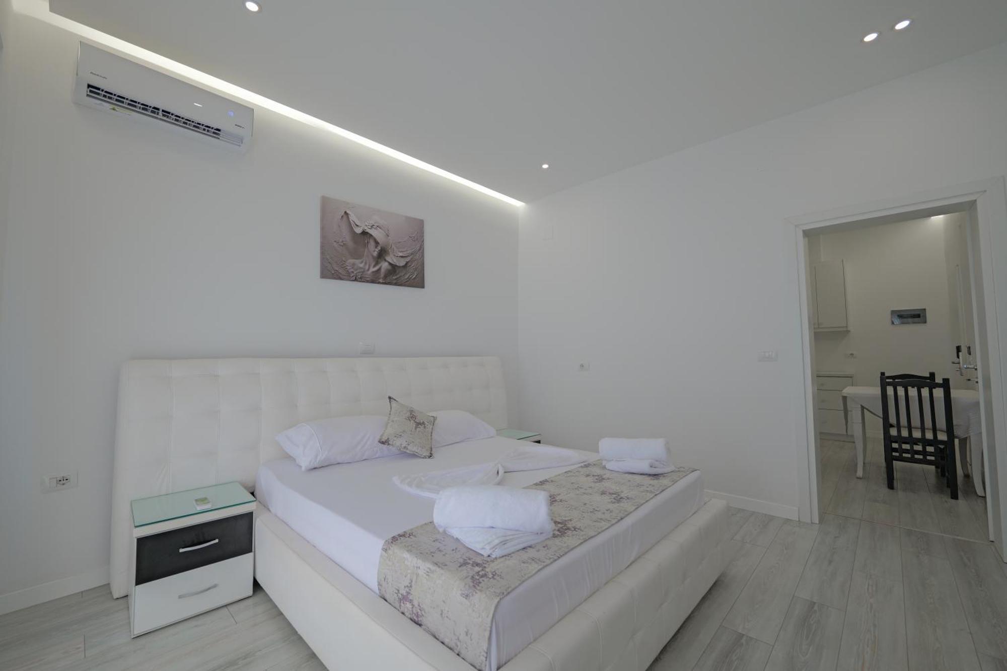 Vila Irdi Ksamil Esterno foto