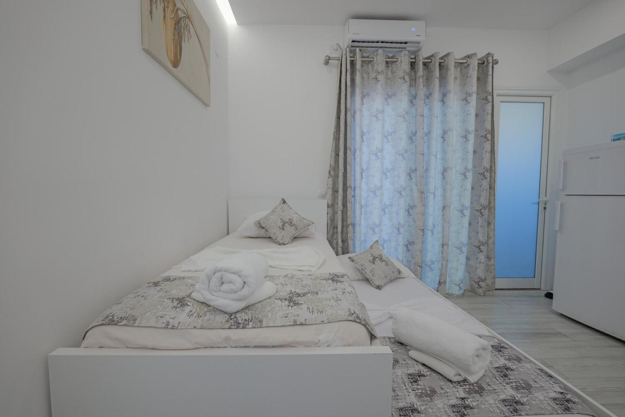 Vila Irdi Ksamil Esterno foto