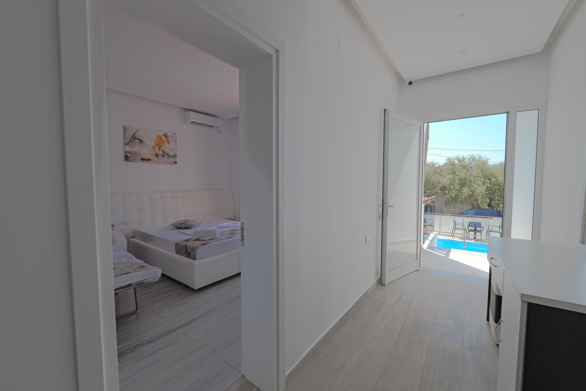 Vila Irdi Ksamil Esterno foto