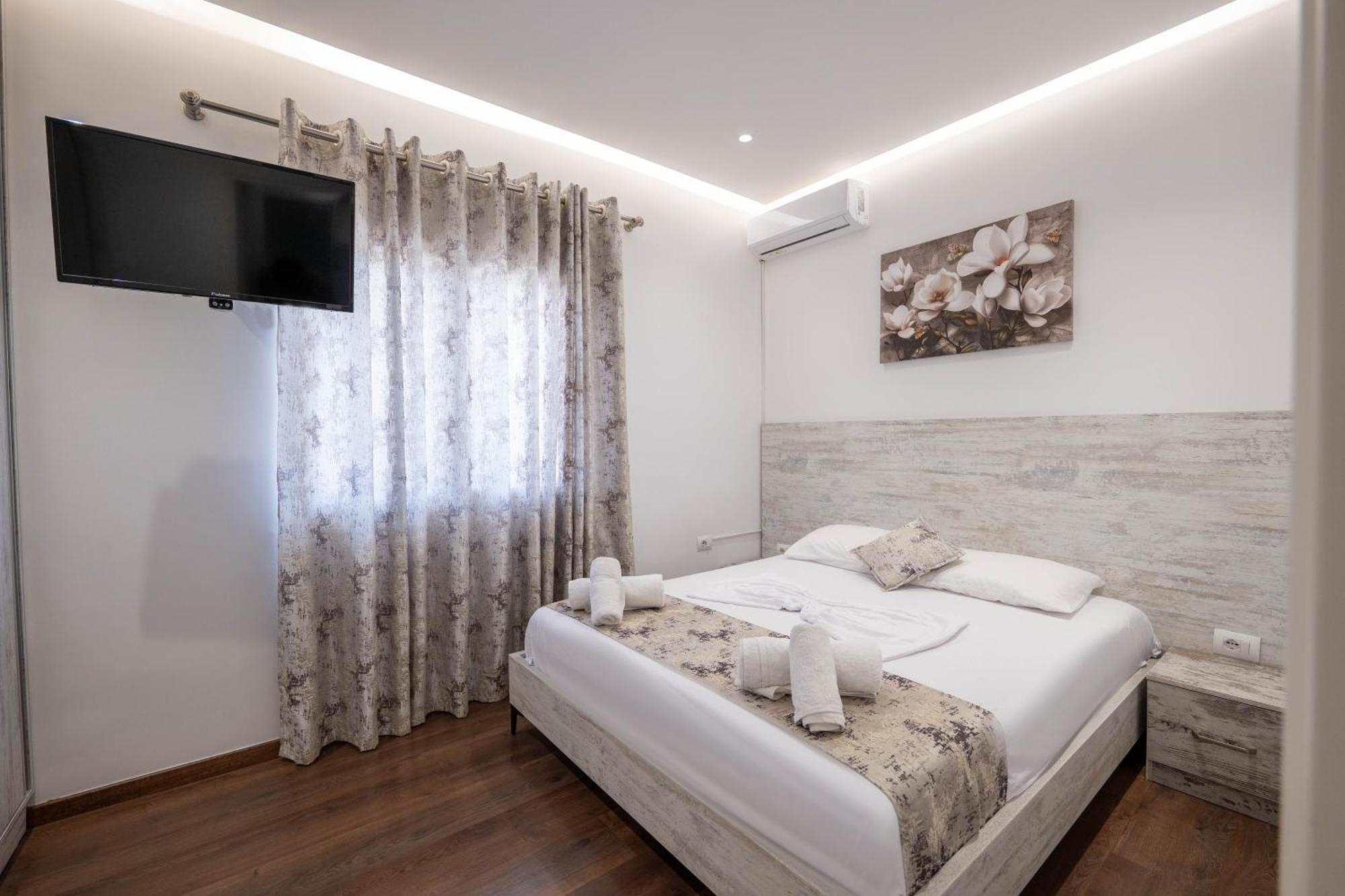 Vila Irdi Ksamil Esterno foto