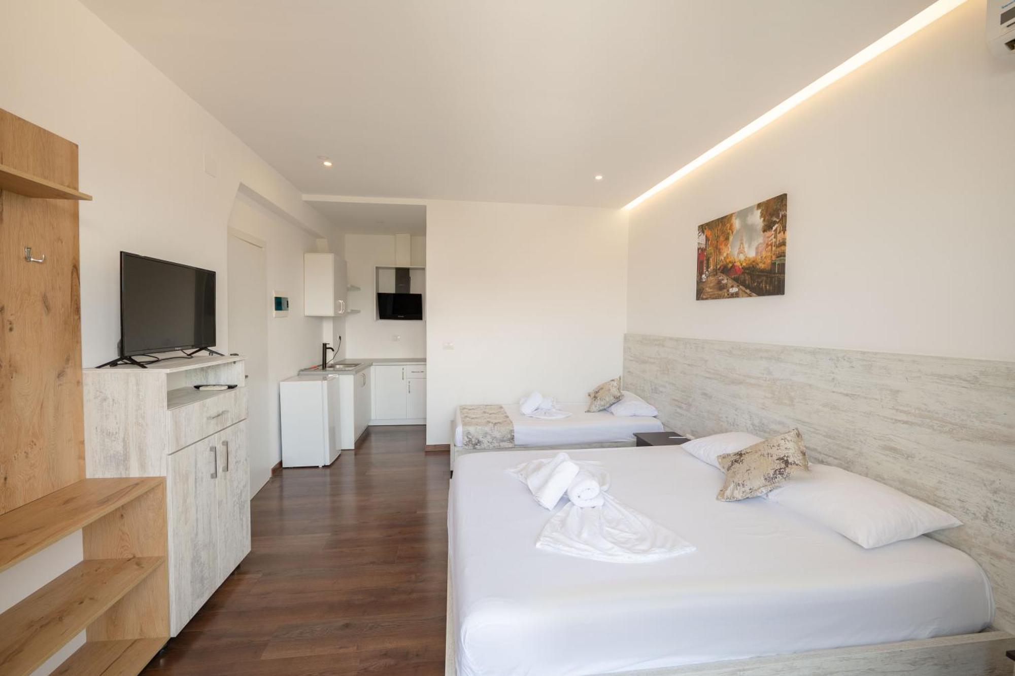 Vila Irdi Ksamil Esterno foto
