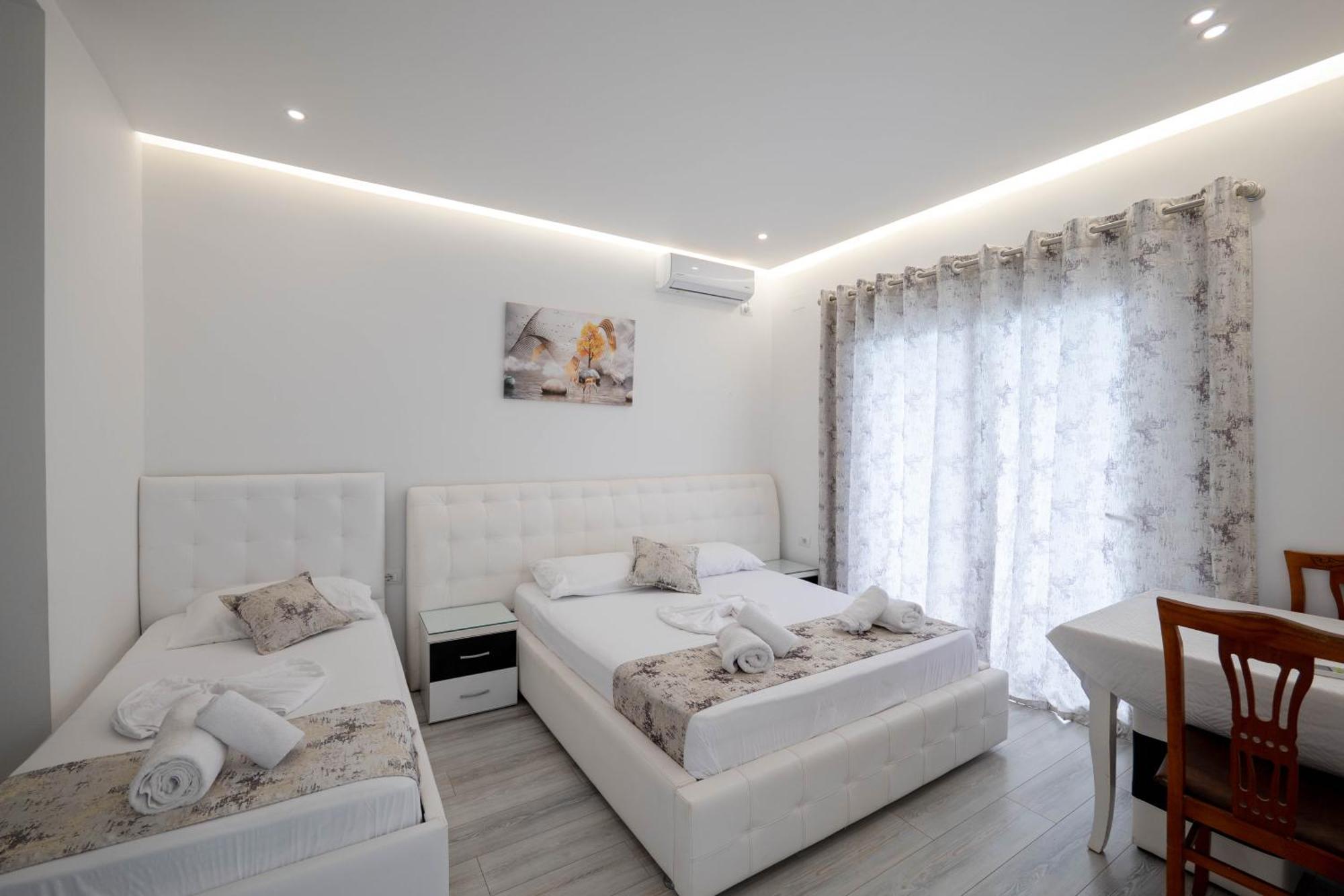 Vila Irdi Ksamil Esterno foto